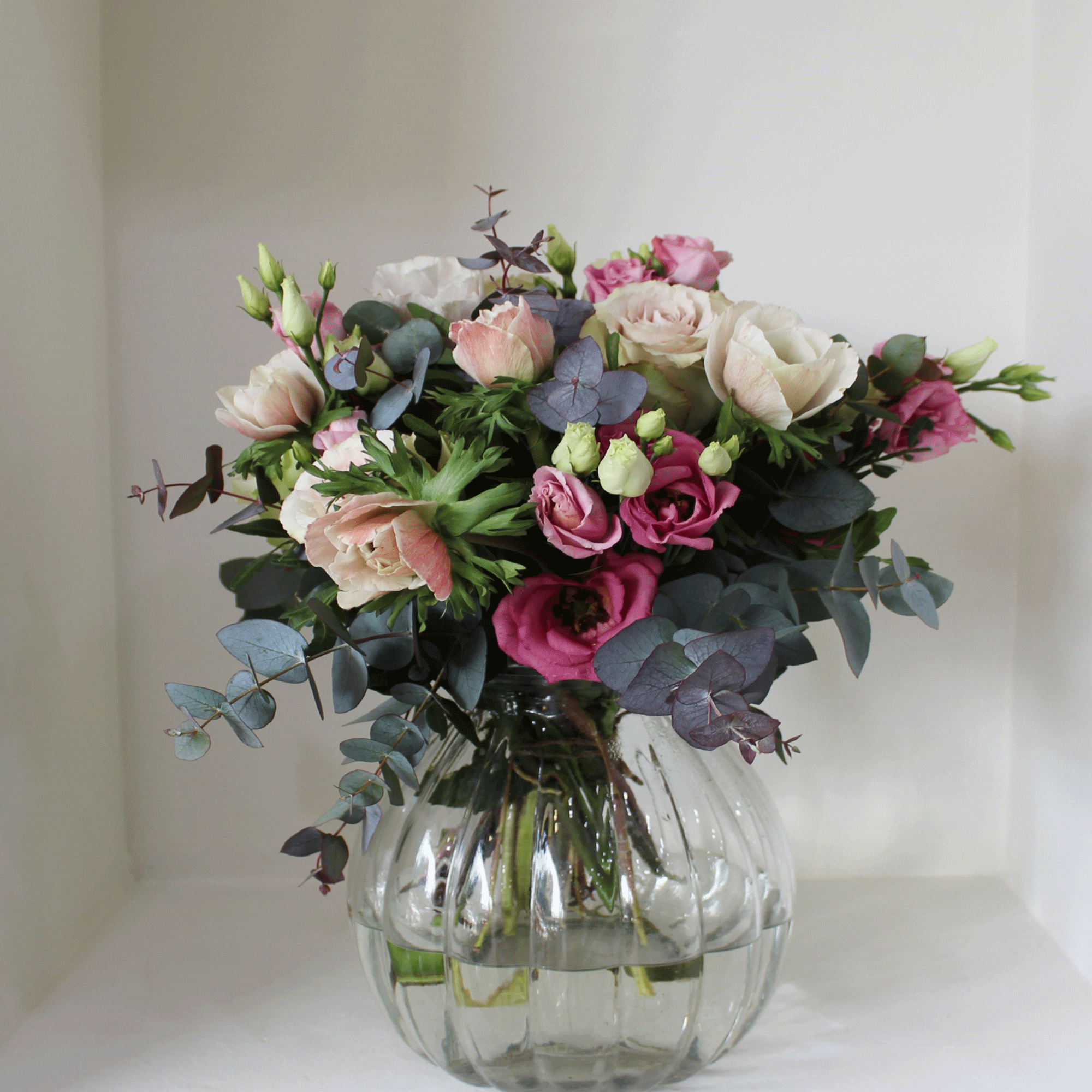 bouquet04 Spring Bouquet - Image 1